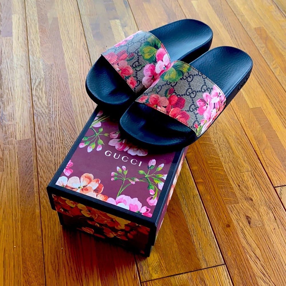 Gucci slides